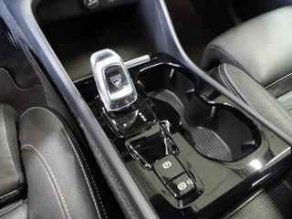 Volvo XC40 T5 Twin Engine 262pk Geartronic Inscription / 32