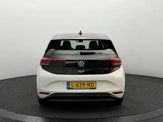 Volkswagen ID.3 Life 58 kWh SOH 93,9% | Adapt Cruise | Stoel/Stuurverwarming | Navigatie | Carplay&Android / 24