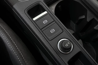 Audi Q3 Sportback 45 TFSI e S-Line Keyless Achteruitrijcamera Navigatie / 39