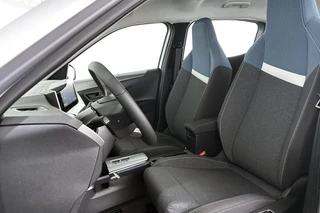Opel Frontera Electric Edition 44 kWh Achteruitrijcamera Apple CarPlay SOH 100% / 7