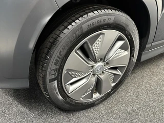 Hyundai Kona EV Comfort 64 kWh 3 Fase Warmtepomp CAMERA CARPLAY NAVI ECC ADAPTIEF CRUISE. / 12