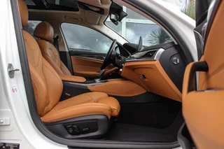 BMW 5-serie Touring 540i xDrive High Executive Luxury-Line | 1e eigenaar | Achterasbesturing | Cruise control adaptief | Apple carplay | Adaptief LED | DAB | Panoramadak | HiFi audio / 15