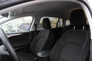 Ford Focus Wagon 125PK HYBRID TITANIUM-X VIRTUAL-COCKPIT B&O AUDIO CLIMA P-SENSOREN 17"LMV LED CAMERA WINTERPACK NL-AUTO / 27