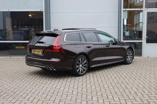 Volvo V60 2.0 T8 Twin Engine AWD Inscription (391PK) ORIG.NL/NW.PR73000/DEALERONDERH. / 2