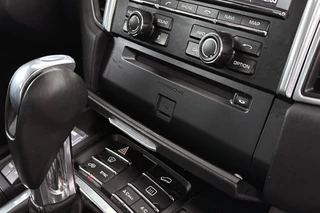 Porsche Macan 3.6 Turbo 1e Eigenaar NL Auto Panoramadak Sportchrono Luchtvering / 45