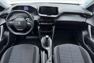 Peugeot 2008 1.2 PureTech Active Pack | Climate Control | Full map navigatie | Apple Carplay/Android Auto | Cruise Control / 26