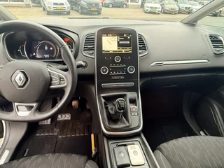 Renault Scénic 1.3 TCe Limited  | Keyless | Navi | Apple / Android | DAB + | PDC v+a | Cruise / 27