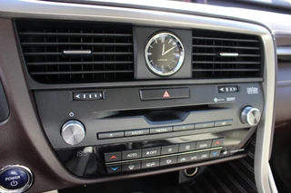 Lexus RX 450h 4WD President Line TREKHAAK 360-CAM STUURVERW STOELVENT HUD MARK LEVINSON / 30