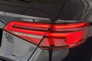Audi A3 Sportback 30 TFSI Advance Sport S-Line Trekhaak Stoelverwarming Navi Virtual / 20