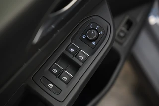 Volkswagen Golf 2.0 TSI GTI  Akrapovič Panoramadak Harman&Kardon Sterrenhemel 19''LM / 12