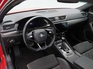 Škoda Superb Combi 1.5 TSi 150 Pk Automaat Sportline Business | Panoramadak | Trekhaak | Virtual Cockpit | Adaptive Cruise | Camera | LED | 19 Inch | 53.466 Km! / 4