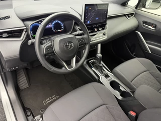 Toyota Corolla Cross 2.0 High Power Hybrid Active Fabrieksgarantie | Adaptieve Cruise Control | Camera | Navigatie | Carplay&Android / 9