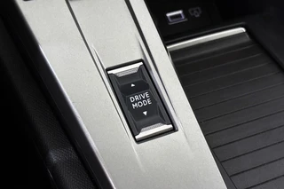 Peugeot 308 SW 1.2 Hybrid 145 e-DCS6 Allure / 33
