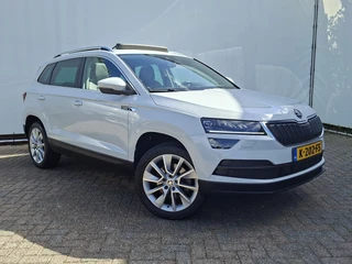 Škoda Karoq 1.5 TSI ACT Style Pano 360° Carplay Trekhaak Business Sportline / 2