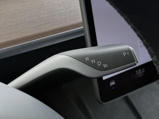 Tesla Model Y Performance AWD 75 kWh SOH 94% | AFN. TREKHAAK | 21 INCH TURBINE VELGEN | TESLA GARANTIE T/M 01-2028 OF 80.000 KM | ACCU & AANDRIJFLIJN GARANTIE T/M 01-2032 OF 192.000 KM | ALL IN RIJKLAAR PRIJS | / 31