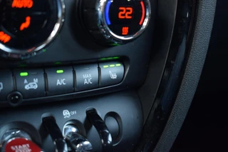 MINI Clubman 1.5 One Salt Business | Apple CarPlay | Stoelverw. | Cruise | Climate / 17
