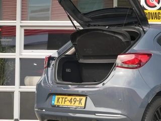 Mazda 2 1.5 Skyactiv-G Homura Camera| Navi+BT| Cruise| Speciaal kleur / 28