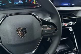 Peugeot e-2008 EV Business 54 kWh | 156PK | AUTOMAAT | 406KM WTLP | Camera Achter | Draadloos Appel Carplay & Android Auto | / 20