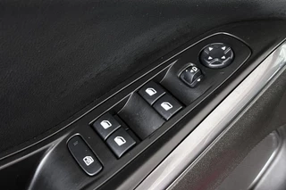 Opel Grandland X 1.6 Turbo Hybrid Innovation Stoelverwarming Keyless Trekhaak / 35