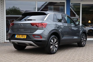 Volkswagen T-ROC 1.0 TSI Edition Stoelverwarming Lane-assist / 9
