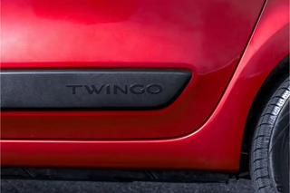 Renault Twingo 1.0 SCe 70 PK Limited Org. NL  | Cruise | PDC | Airco | LM 15" | / 36