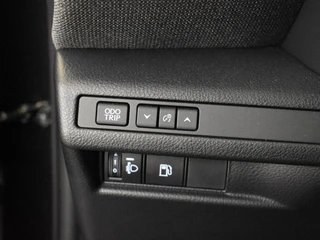Lexus LBX 2WD Comfort Plus Parkeersensoren | Blindspot | / 22