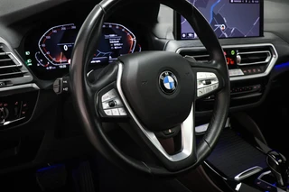 BMW X4 xDrive20i Business Edition Plus | PANORAMADAK | HEAD UP | HOUTAFWERKING | STUURVERWARMING | 19" / 33