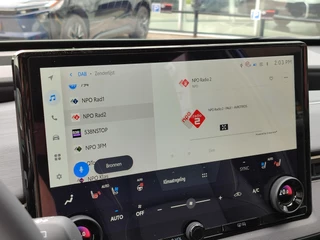 Toyota bZ4X Touring EXECUTIVE AWD 75 kWh NIEUW! PANODAK JBL-AUDIO 1500KG TREKGEW LM-VELGEN 20" 4S-BANDEN STOELVERW/KOELING STUURVERW BLIND SPOT WARMTEPOMP EL-ACHTERKLEP / 23