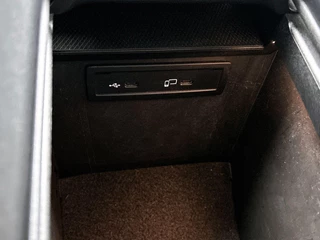 Mercedes-Benz GLC-klasse 300e 4MATIC Business Solution Luxury CAMERA | TREKHAAK | NAVI & CARPLAY / 46