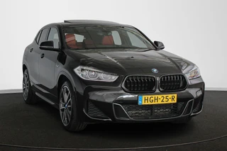 BMW X2 xDrive25e High Executive M Sport Panoramadak Keyless Rood Leder / 2