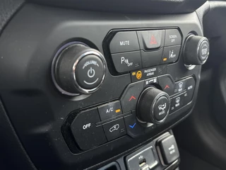 Jeep Renegade 1.0T Opening Edition | Apple-Android | Cruise Control | Dealeronderhouden / 24