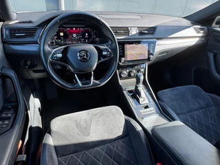 Skoda Superb Combi 1.5 TSI Sportline * Trekhaak * AUTOMAAT * Navigatiesysteem * Achterbank verwarmd * / 4
