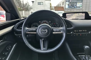 Mazda 3 2.0 SkyActiv-G / 16