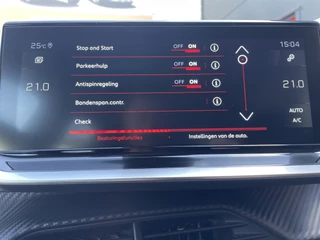 Peugeot 2008 100pk Allure Pack (Camera - Automatische Airco - i-cockpit - Navigatie - 17" - Apple Carplay - LED) / 21