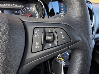 Opel KARL 1.0 Rocks Online Edition 1e eigenaar Carplay Velgen / 18