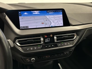 BMW 2-serie Gran Coupé 218i High Executive M Sport TREKHAAK CARPLAY NAVI ADAPTIEF CRUISE. / 29