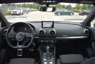 Audi A3 Sportback 1.5 TFSI CoD Sport S Line Edition 150 pk  | NL-Auto | Open dak | Carplay | Adapt.Cruise Control | Navi | Full LED | Onderh.historie / 14