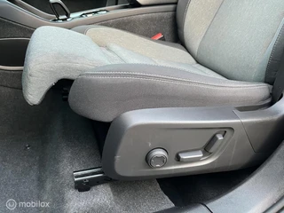 Volvo XC40 1.5 T4 Plug-in Hybrid 211PK Plus Dark H&K/PANODAK / 25