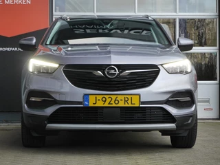 Opel Grandland 1.6 Turbo Hybrid Business Executive | Stoelverwarming en ventilatie | 225 PK | 19 inch lichtmetalen velgen | Lederen bekleding | Parkeersensoren v+a | Elektrisch verstelbare bestuurdersstoel / 4