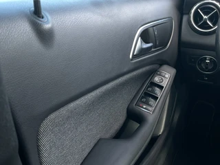 Mercedes-Benz GLA-klasse 200 Prestige | Camera | Stoelverwarming | Bluetooth | / 15