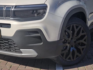 Jeep Avenger Altitude 54 kWh | 20'' Brute velgen | Apple-Android | Stoelverwarming / 15