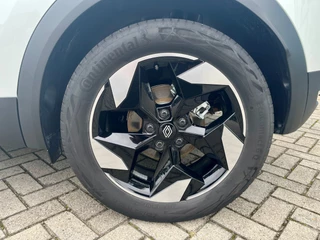 Renault Captur 1.6 E-Tech Full Hybrid 145 Techno  | Stoel+Stuurverwarming | Climate Control | Draadloze Telefoonlader | Camera + Sensoren | Two-Tone | Apple CarPlay/Android Auto / 22