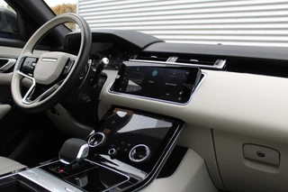 Land Rover Range Rover Velar 2.0 P400e R-Dynamic  | SVO Uniek! | Panoramadak | Head-Up | Black Pack | Meridian / 7