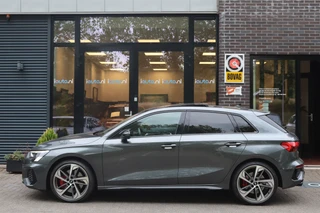 Audi A3 Sportback 2.0 TFSI quattro S3 Edition One  Pano/Matrix LED/B&O/Keyless/Camera/Headup/Elek. stoelen+mem/Elek. klep/19" / 4