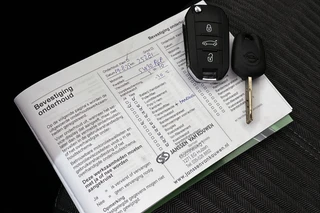 Opel Corsa 1.2 Level 2 100PK Achteruitrijcamera Airco 16" / 23