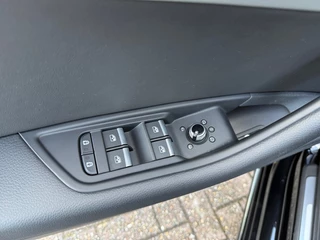 Audi A4 Avant 35 TFSI S Tronic Advanced Edition Camera NAVI Leder Aut Stoelverw / 21