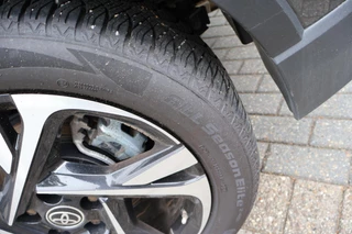 Toyota C-HR 1.8 HYBRID DYNAMIC ALL-SEASON BANDEN STOELVERW. DODEHOEKDETECTIE KEYLESS LED KOPLAMPEN PARK.SENSOREN V+A / 34