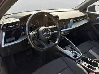 Audi A3 Sportback 40 TFSI e Advanced edition / 18
