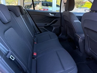 Ford Focus Wagon 1.0 EcoBoost Connected - Navi Carplay Park. sens. voor en achter / 16