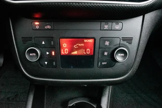 Fiat Punto Evo 0.9 TwinAir Sempre|TREKHAAK|PDC|CLIMATE|CRUISE|DAB / 13